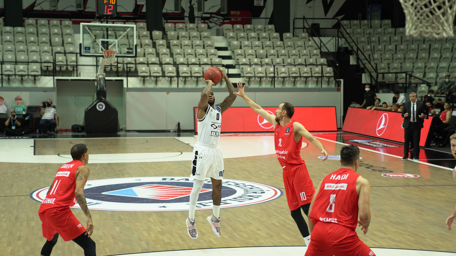 Košarkaši Partizana pobedili ekipu Bahčešehira sa 82:76 1