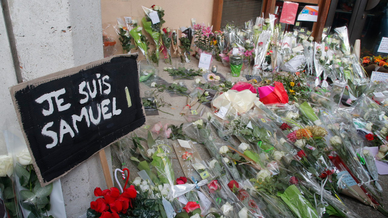 Evropski parlament minutom ćutanja odao poštu ubijenom nastavniku u Francuskoj 1