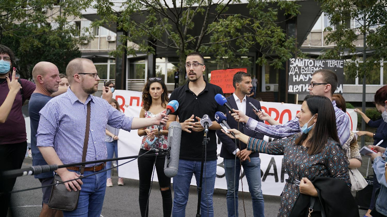 Završena tročasovna studentska blokada Nemanjine ulice i zgrade Ministarstva (FOTO/VIDEO) 2