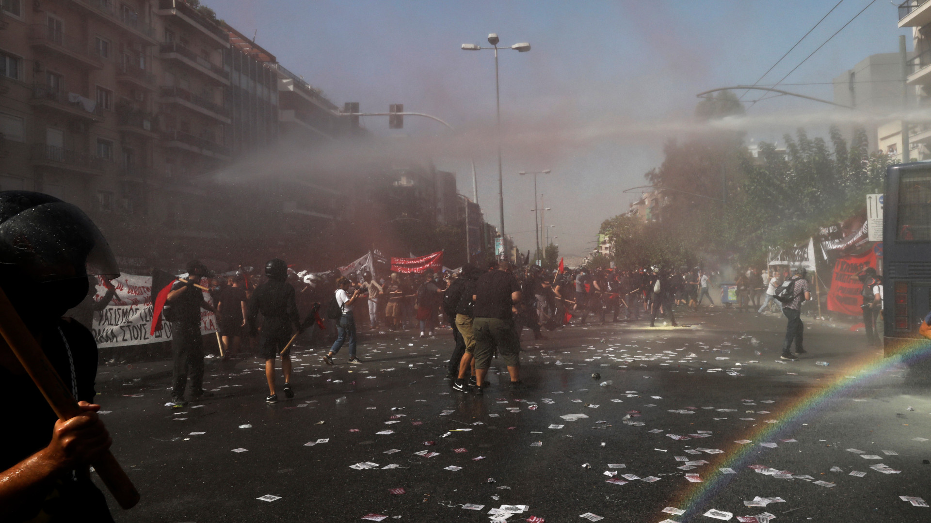 Svedočanstvo kamere: Policija neopravdano napala 30.000 ljudi u Atini 1