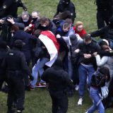 Stotine uhapšene na protestima u Belorusiji 13