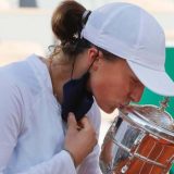 Iga Švjontek šampionka Rolan Garosa 3