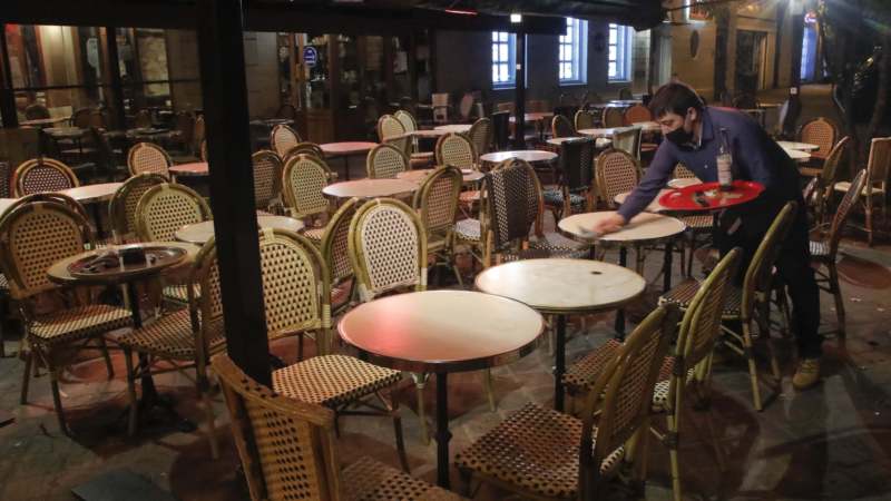 Za 20 miliona Francuza večeras prvi policijski čas, kazna za prekršaj 135 evra 1