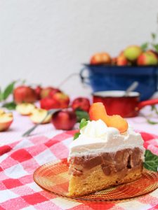 Recept nedelje: Prevrnuta torta sa jabukama 2