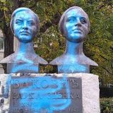 Niš: Oskrnavljen spomenik partizanskim herojima sestrama Baković 6