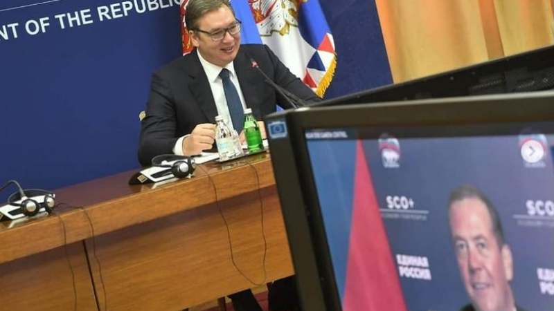 Razgovor Vučića i Medvedeva: Masovna upotreba vakcine rešenje za epidemiju 1