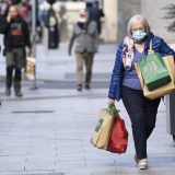 Irci traže dodatni PCR test od svih putnika 10