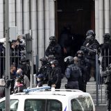 Tri osobe ubijene u napadu nožem, više ranjeno, napadač migrant iz Tunisa 13