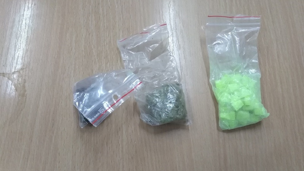 Na Gradini zaplenjena kompletna laboratorija za uzgoj marihuane (FOTO) 3 Na Gradini zaplenjena kompletna laboratorija za uzgoj marihuane (FOTO) 3