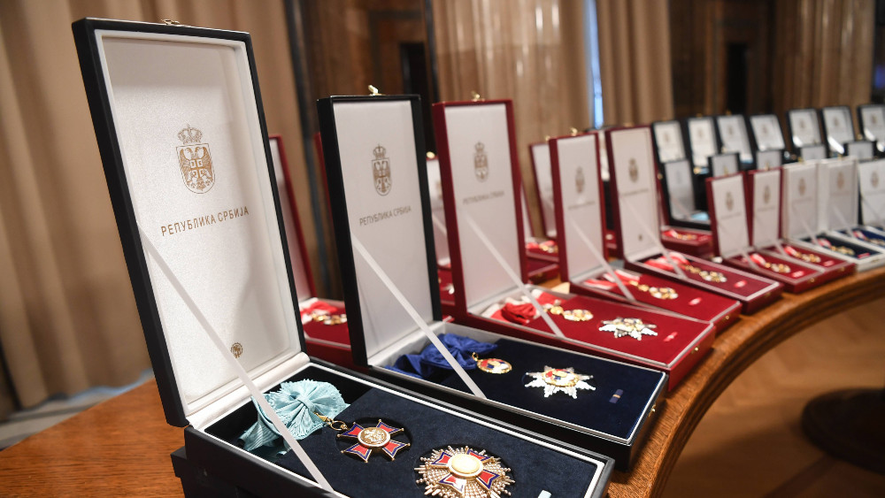 Vučićevo ordenje po političkom ključu 1