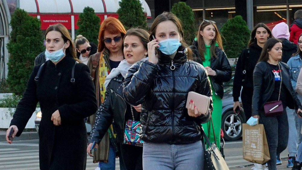 Još 3.822 novoobolela, 17 osoba preminulo, 163 na respiratorima 1