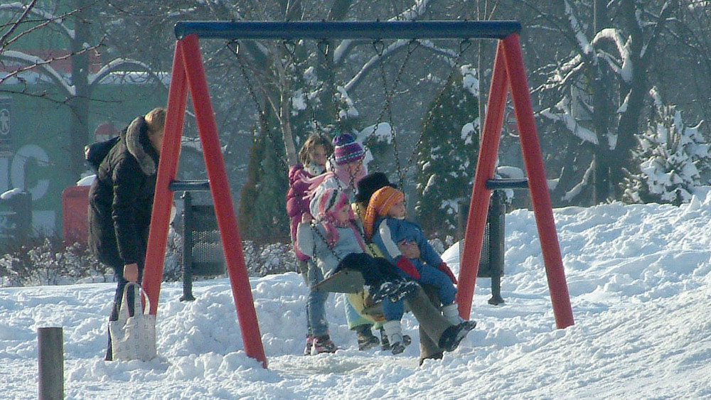 Ista država, raspusti u različito vreme 1