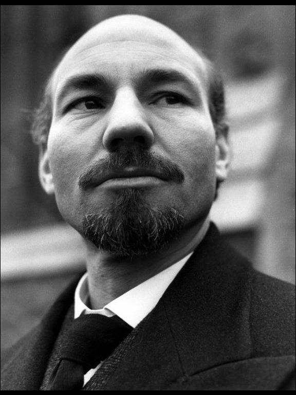 Ser Patrik Stjuart glumio je Lenjina u BBC seriji