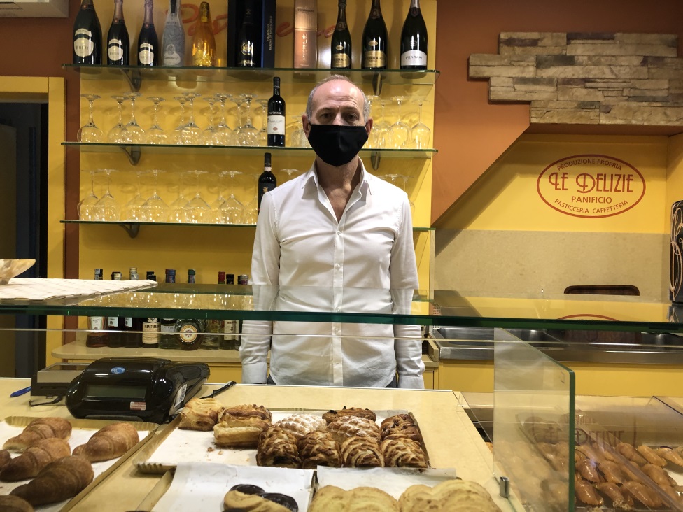 Korona virus i Italija: Novi košmar u Milanu i Lombardiji, prazne ulice i restorani 3 pekar, pekara, Milano