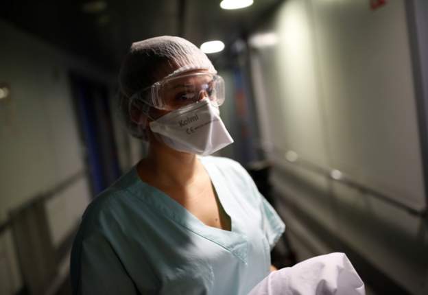 Korona virus: Pozivi na pooštravanje mera u Srbiji, u SAD preminulo četvrt miliona ljudi 10 korona virus