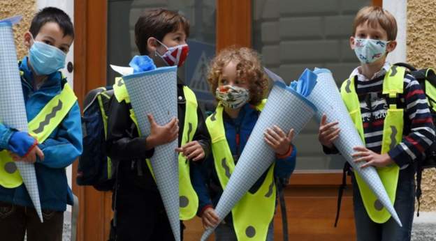 Korona virus: U Srbiji do sada najteži dan, još 27 preminulih - u svetu testiraju vakcine 4 deca