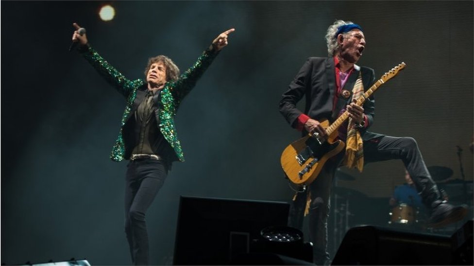 Muzika, rokenrol, Roling Stons: Kit Ričards planira proslavu 60. godišnjice bendau invalidskim kolicima 4 Mick Jagger and Keith Richards