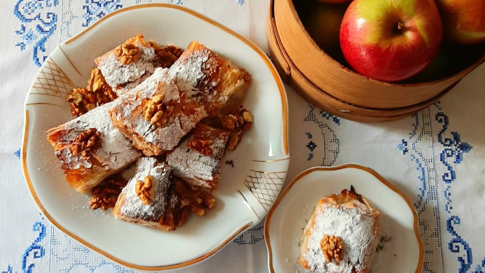 Recept: Pita sa jabukama 1