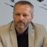 Olenik: Vučić shvatio da ne može da ućutka Tviter, pa sprovodi teror 10