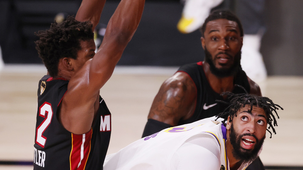 "Dribling" Entonija Dejvisa 1