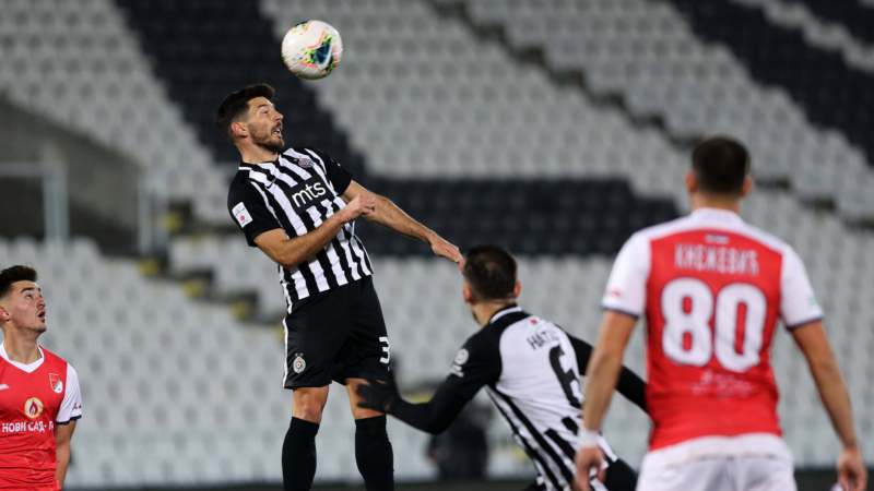Partizan ubedljiv protiv TSC-a, Holender dvostruki strelac 1