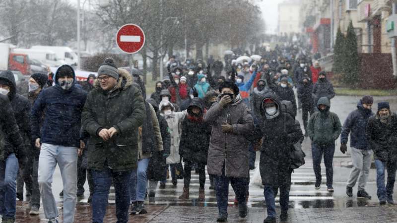 Hiljade Belorusa demonstrira protiv Lukašenka, više od 180 uhapšenih 1