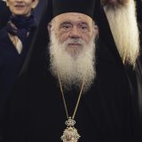 Poglavar Grčke pravoslavne crkve Jeronimos u bolnici zbog korona virusa 14