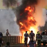 Već u prvom krugu prekinuta trka u Bahreinu, zapalio se bolid Hasa, vozač sa lakšim opekotinama 7