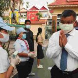 Kambodžanski premijer Hun Sen najavio da će se povući sa funkcije i predati sinu 5