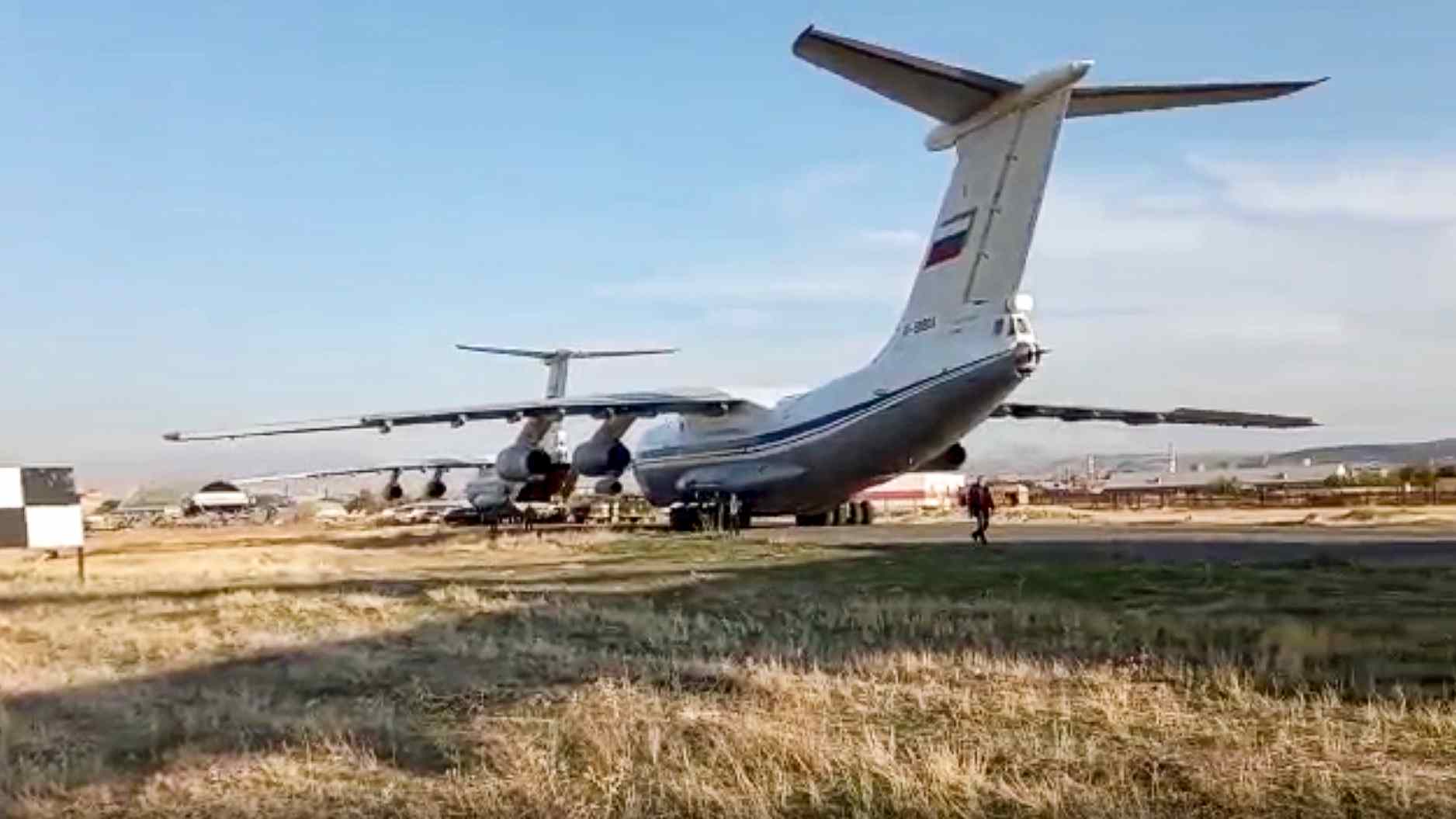 Ruske mirovne snage stižu u Nagorno-Karabah da podrže primirje 1