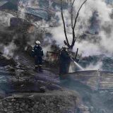 Požar u izbegličkom kampu na Samosu 9