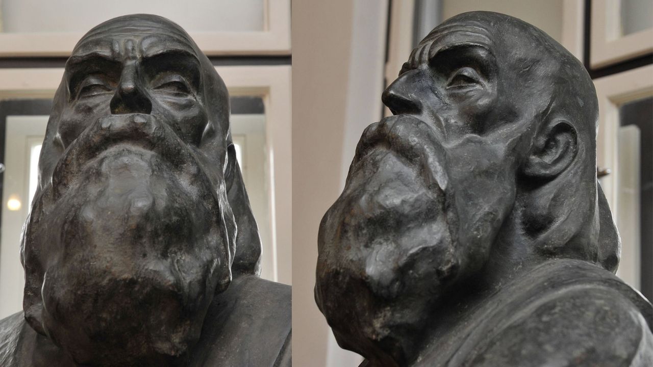 Postavljanje skulpture „Slepi guslar“ u parku Kalemegdan 1