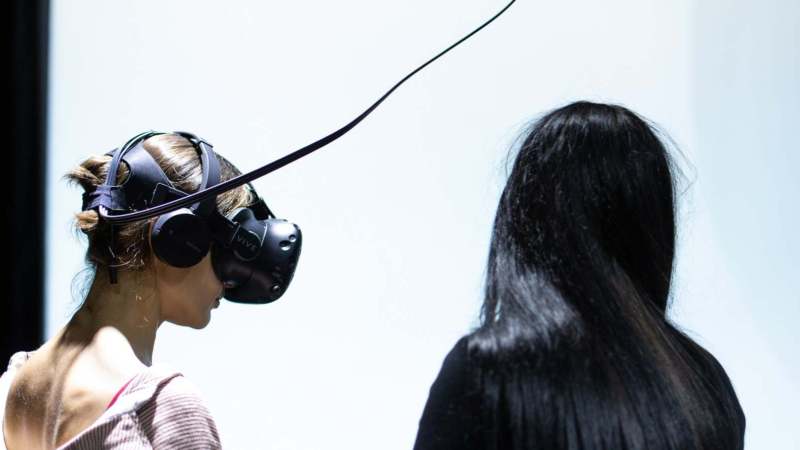 Prva samostalna umetnička izložba VR-a u Srbiji 1