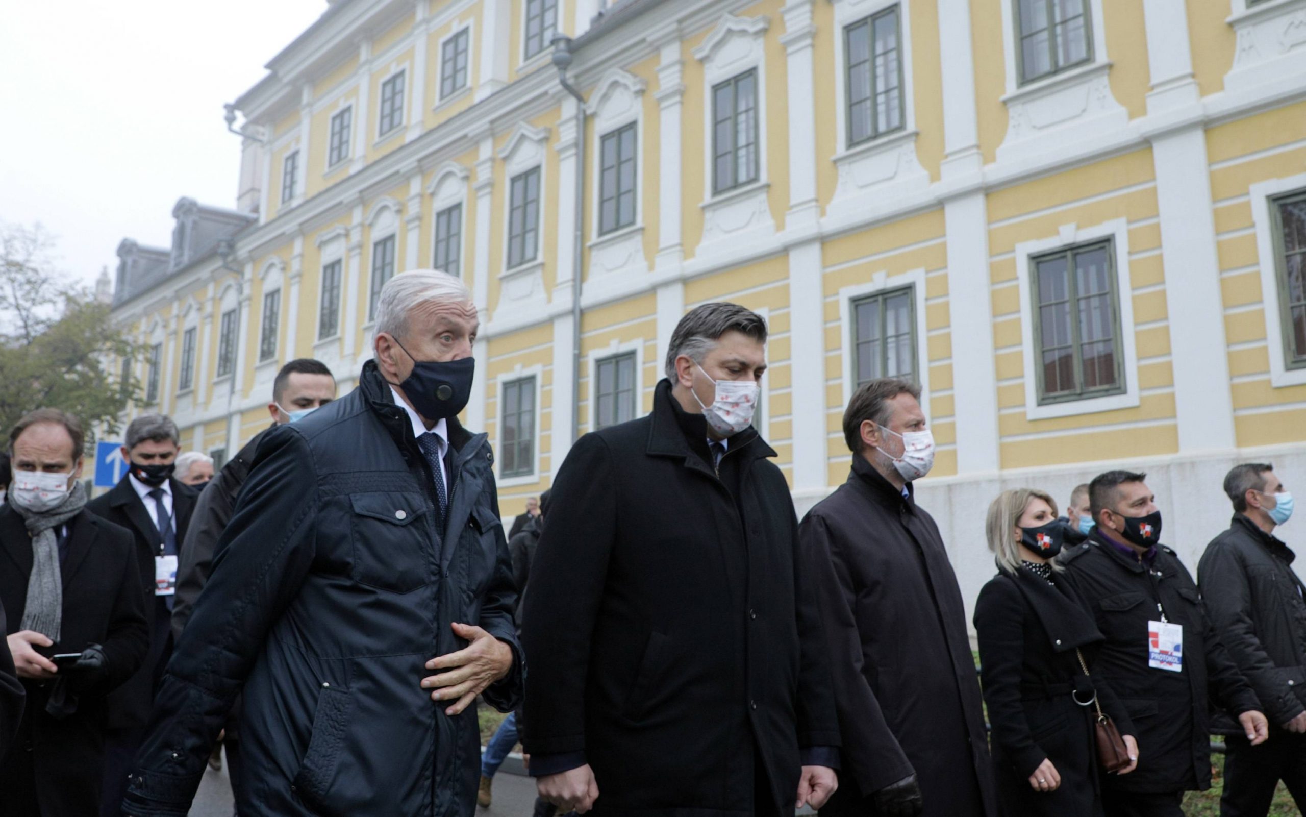 Uprkos epidemiološkim merama, hiljade građana u Koloni sećanja u Vukovaru 1
