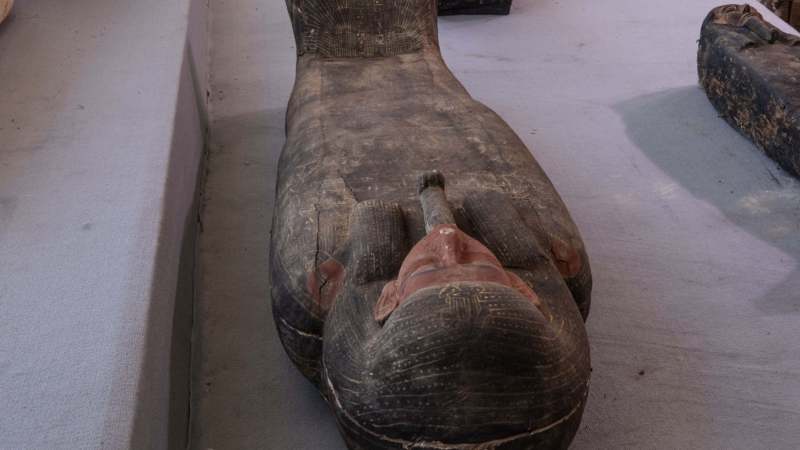 U Egiptu otkriveno 100 drevnih kovčega i 40 pozlaćenih statua (FOTO) 3