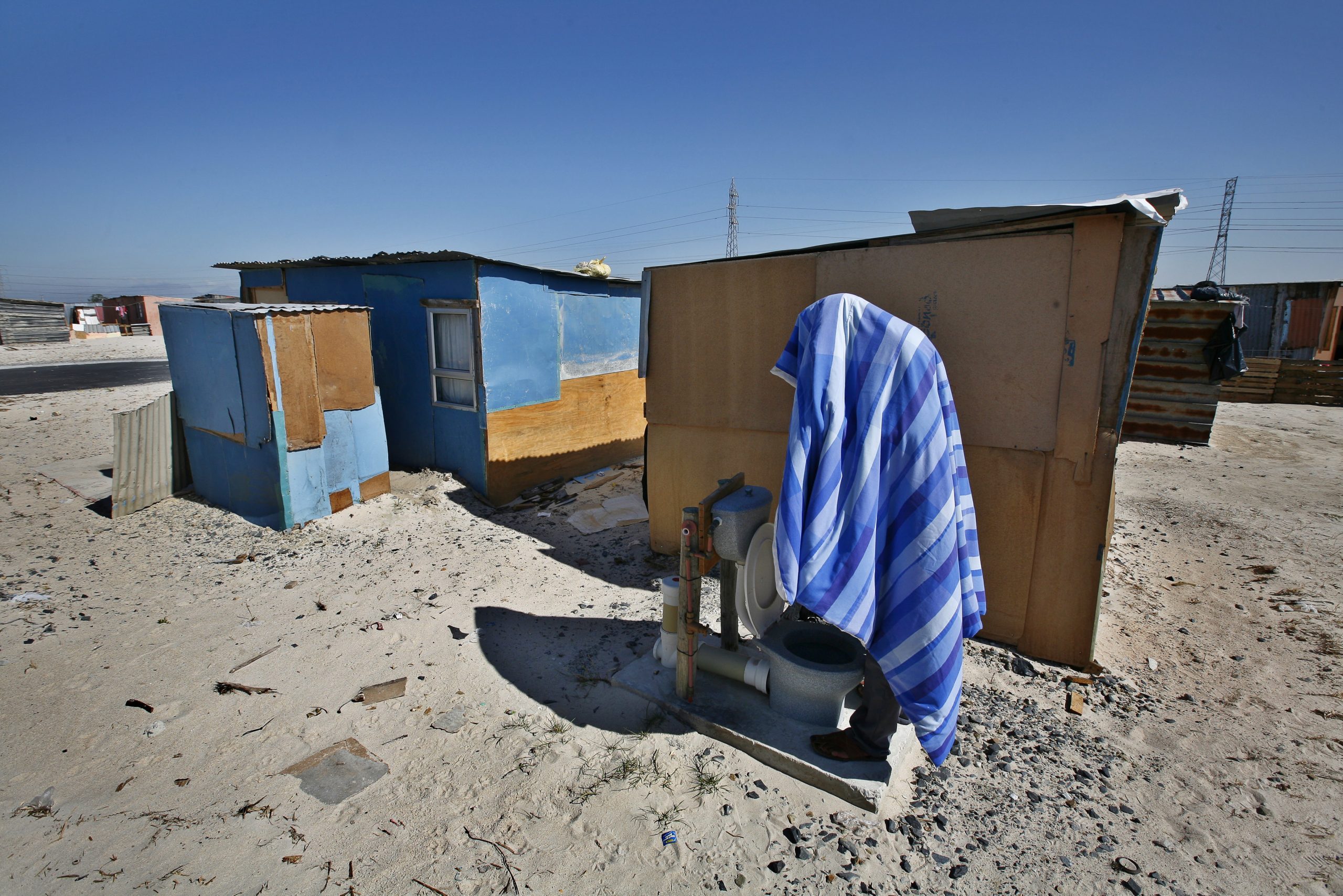 Više ljudi na svetu ima pristup mobilnim telefonima nego toaletima 2 Više ljudi na svetu ima pristup mobilnim telefonima nego toaletima 2