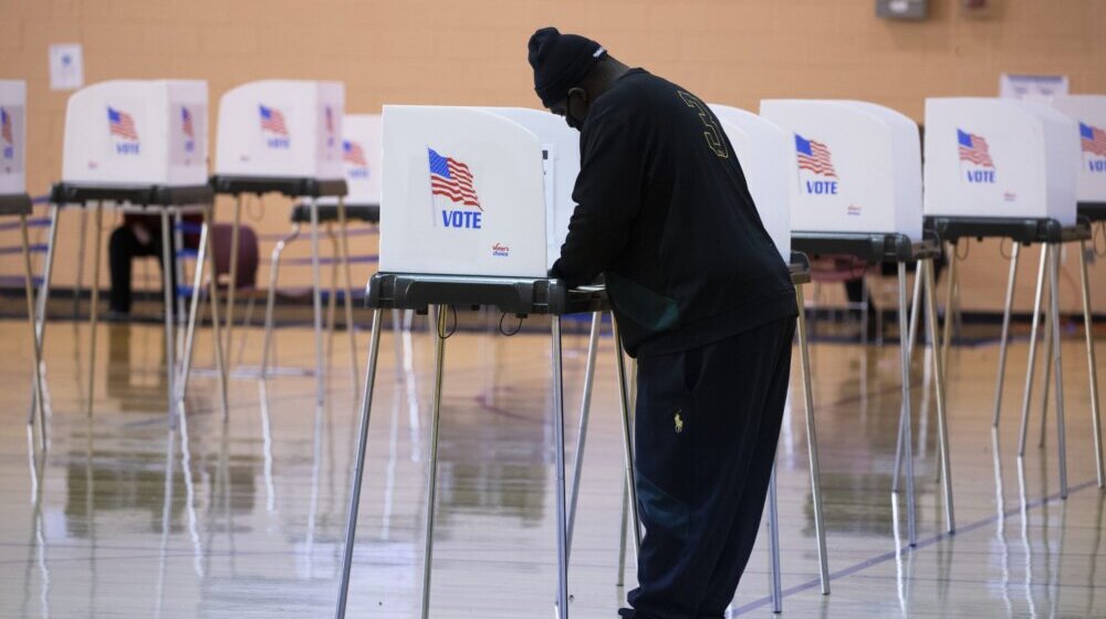 U 12 američkih država danas glasanje za guvernere, sudije, gradonačelnike 1