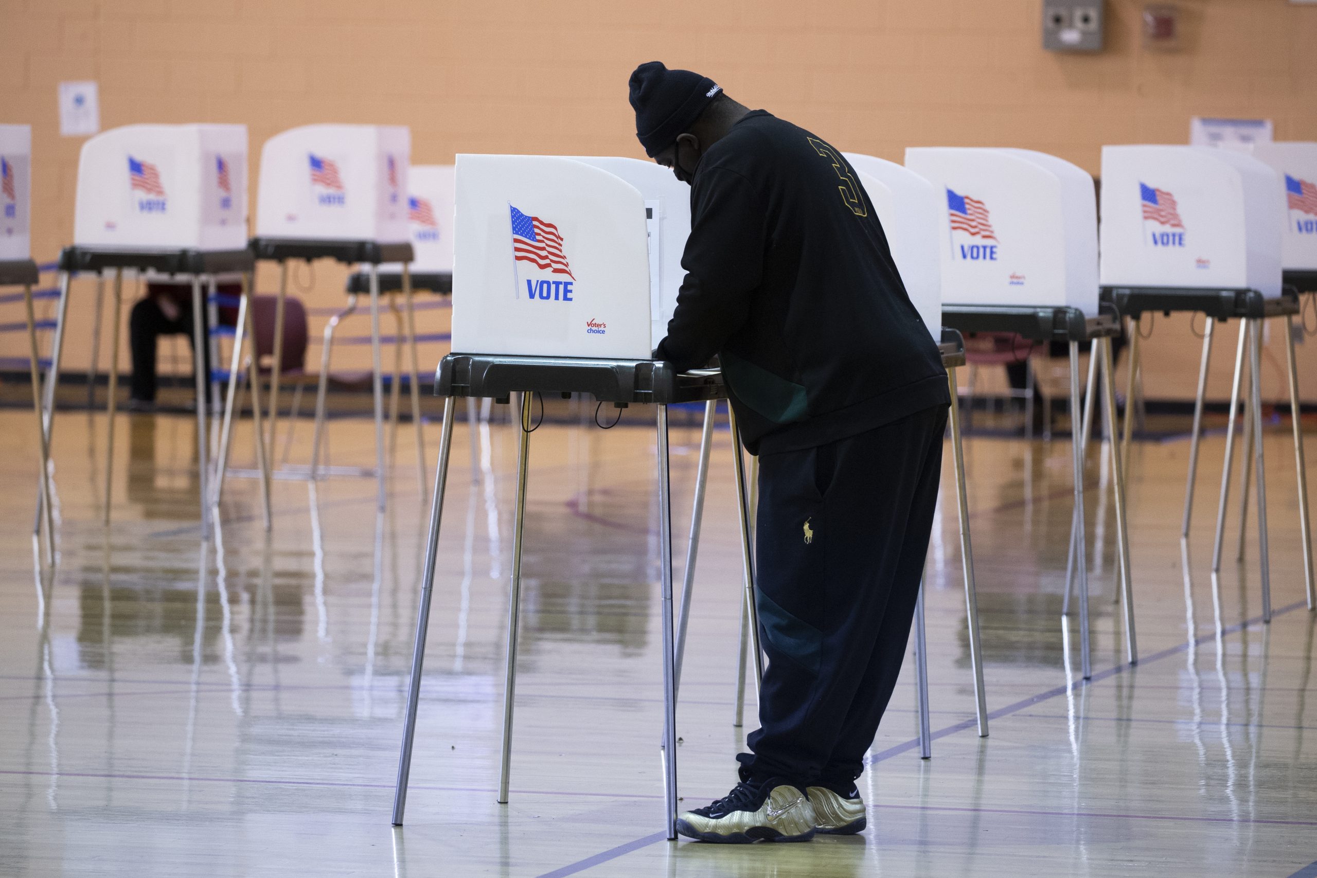 SAD: Pravo ranog glasanja iskoristilo preko 96 miliona birača 4