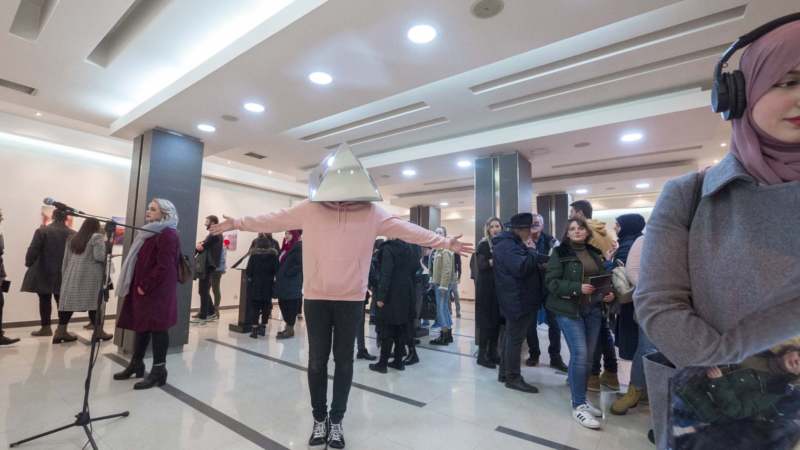 "Društvene mreže su igra u koju umetnici treba da se upuste" 4