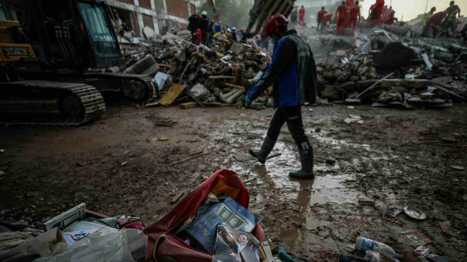 Novi bilans zemljotresa u Turskoj: 100 mrtvih i 994 povređena, u Izmiru sapasena devojčica 1