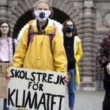 Greta Tunberg ponovo ispred zgrade parlamenta protestuje zbog klimatskih promena 9