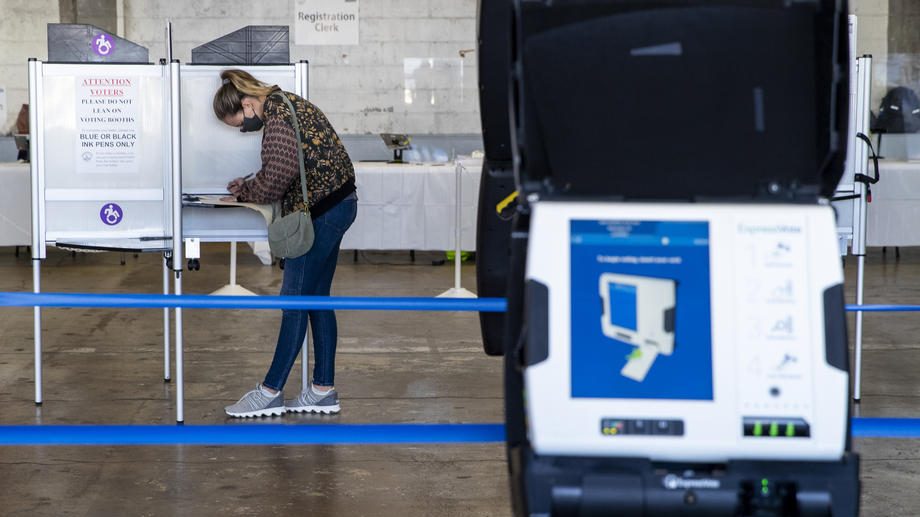SAD: Pravo ranog glasanja iskoristilo preko 96 miliona birača 1