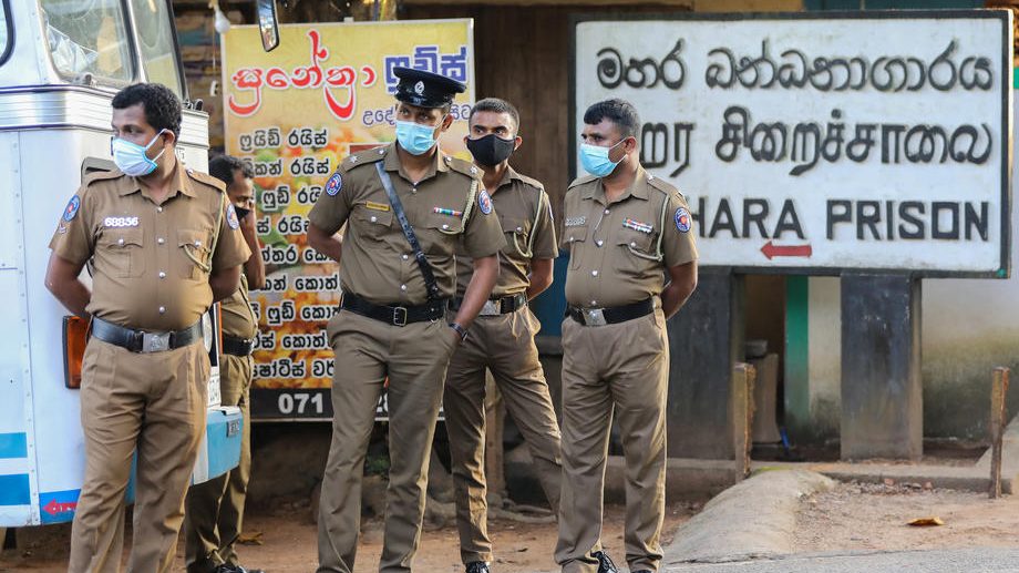 Osam ubijenih u zatvorskoj pobuni zbog korona virusa u Šri Lanki 1