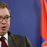 Predsednik Srbije Aleksandar Vučić uputio čestitku Patrijarhu Porfiriju 14