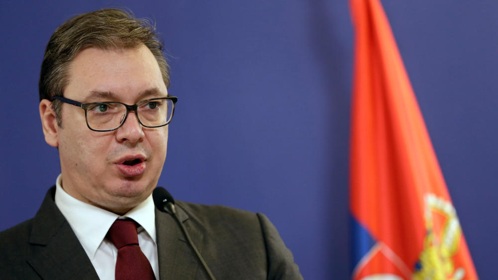 Predsednik Srbije Aleksandar Vučić uputio čestitku Patrijarhu Porfiriju 1