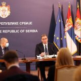 Opozicija: Sa autokratom je dijalog nemoguć 12