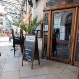 Nevakcinisani u Francuskoj ne mogu u restorane, kafiće, sportske objekte 6