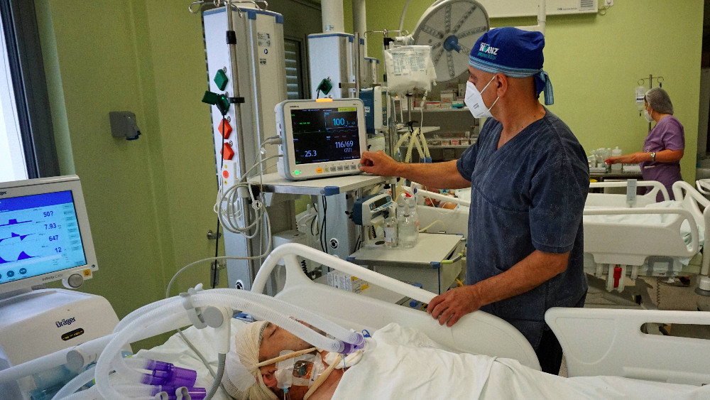 Dva instituta, za reumatologiju i Banjica, izlaze iz kovid sistema 1