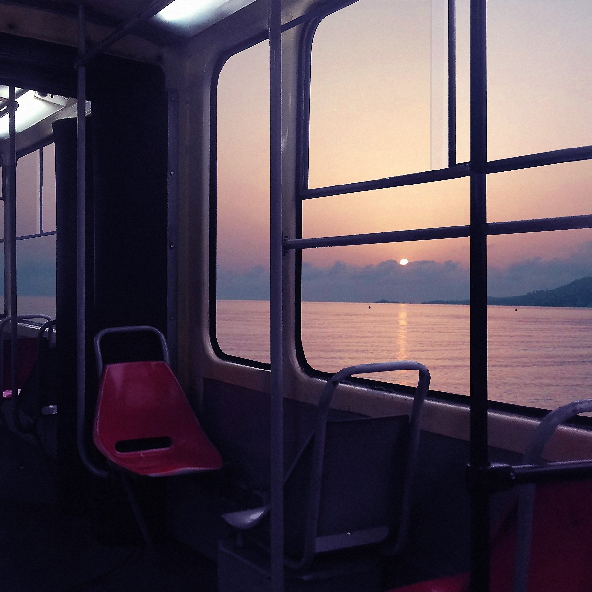 Umetnost, fotografija, Svakodnevnik: Kako su novobeogradski soliteri i tramvaji otišli na more 9 Svakodnevnik