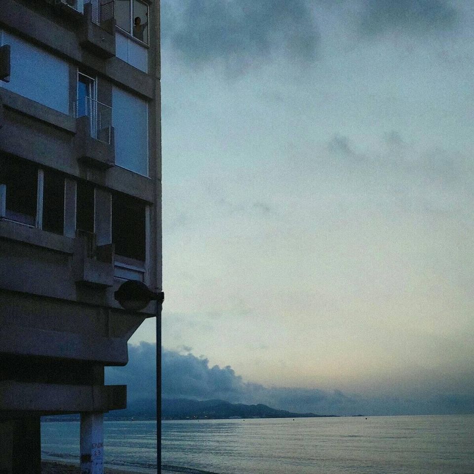 Umetnost, fotografija, Svakodnevnik: Kako su novobeogradski soliteri i tramvaji otišli na more 4 Svakodnevnik